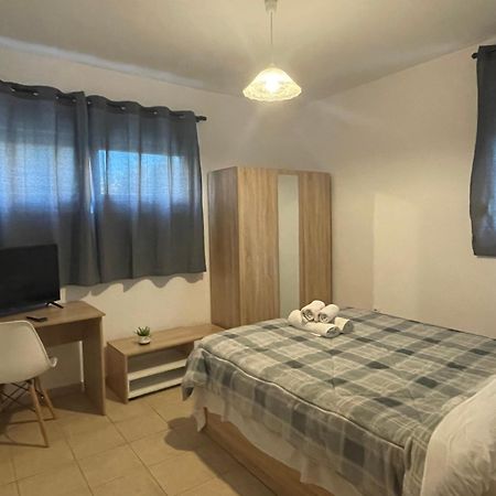 Semi-Basement 250M From Sea, Nea Chili Daire Dedeağaç Dış mekan fotoğraf