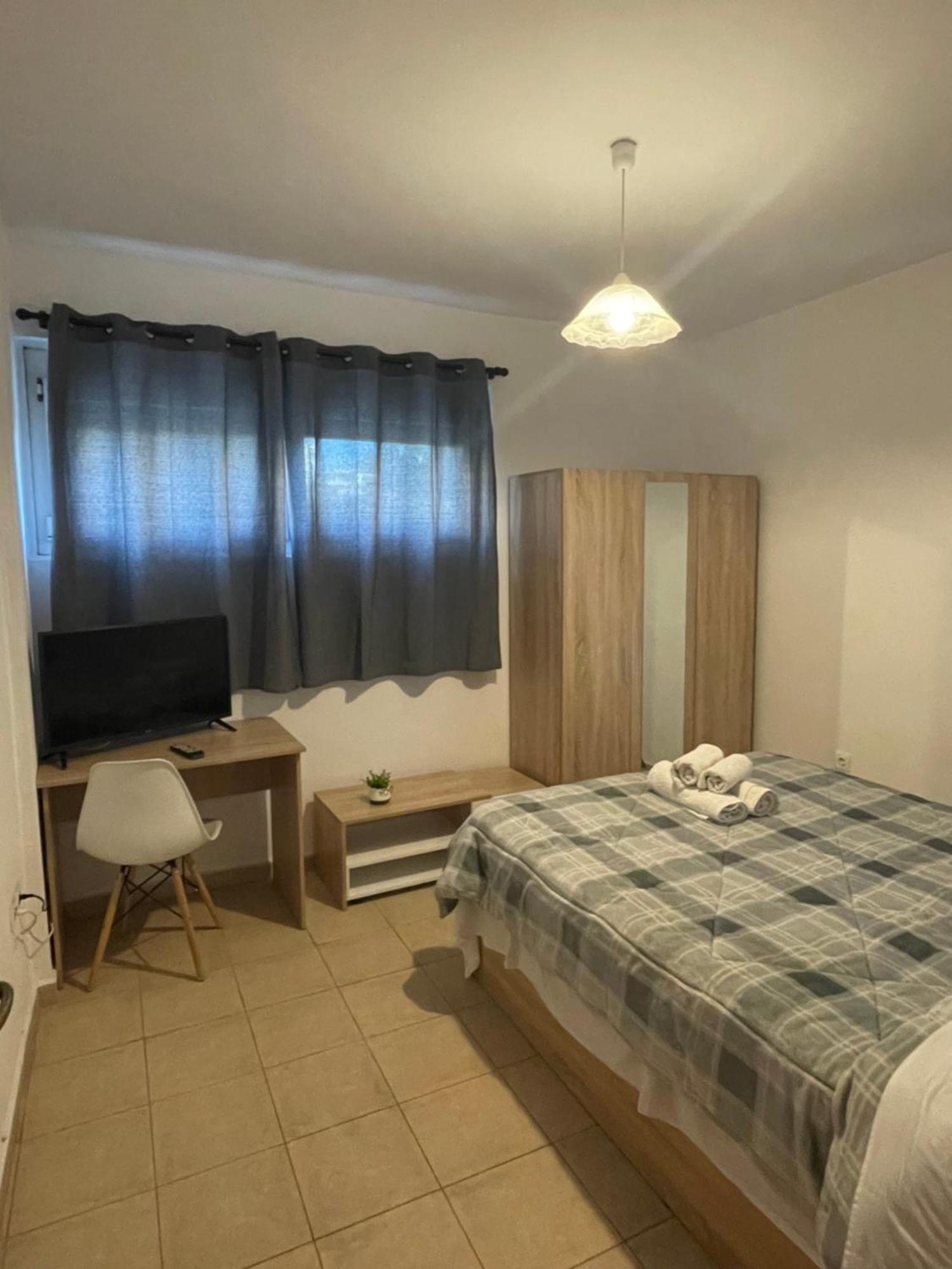 Semi-Basement 250M From Sea, Nea Chili Daire Dedeağaç Dış mekan fotoğraf